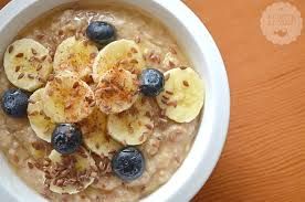 Porridge o Zuppa d&#39;avena con F1 Ricetta culinaria dietetica