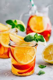 bevanda estiva rinfrescante, ricetta culinaria facile, ricetta leggera, poche calorie, infuso alle erbe al limone Herbalife, ricetta limone, dolce estivo, ricetta facile, dessert leggero, ricetta fresca, farina di riso, farina di mandorle, olio di cocco, miele, scorza di limone, merenda estiva, snack leggero, ricetta herbalife, benessere, ricette facili e veloci, dolce al limone, ricetta sana, cucina leggera