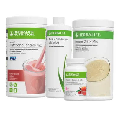 Box ritrova la forma Lampone cioccolato bianco limone aloe vaniglia Physical Box ritrova la forma Lampone cioccolato bianco limone aloe vaniglia Physical Herbalife negozio online Italia Box ritrova la forma Lampone cioccolato bianco limone aloe vaniglia Box Ritrova la Forma Lampone cioccolato bianco limone aloe vanigliaRitrova il tuo benessere e raggiungi i tuoi obiettivi con la Box Ritrova la Forma Lampone cioccolato bianco limone aloe vaniglia! Qu Box Ritrova la Forma Lampone cioccolato bianco limone aloe vaniglia Ritrova il tuo benessere e raggiungi i tuoi obiettivi con la Box Ritrova la Forma Lampone cioccolato bianco limone aloe vaniglia ! Questo kit esclusivo, disponibile su Herbalife negozio online Italia , è perfetto per chi desidera gestire il peso in modo sano e gustoso. Cosa include la Box? 
 Formula 1 Nutritional Shake Mix : Un delizioso frullato al gusto di Lampone cioccolato bianco, sostituto del pasto da consumarsi a colazione e a cena o sostituzione del pranzo, un pasto deve essere libero e bisogna mangiare solido. infuso erbe al gusto di limone Aloe concentrato Protein mix gusto vanigiia Herbalife negozio online Italia