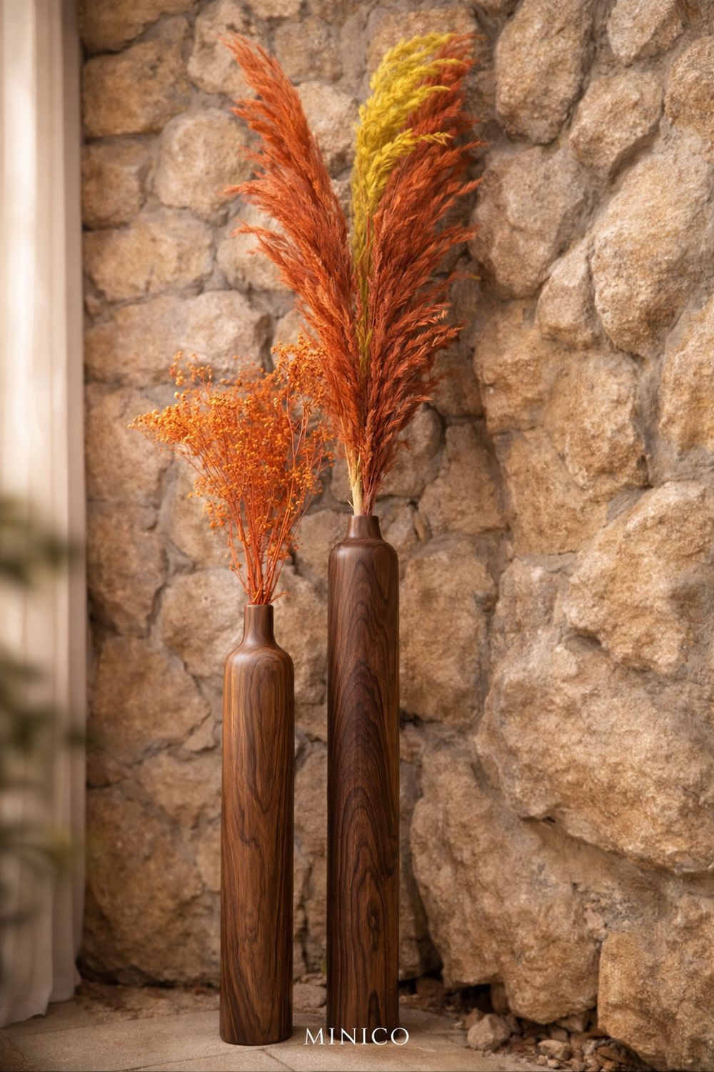 Duo de vases nordique en bois de noyer