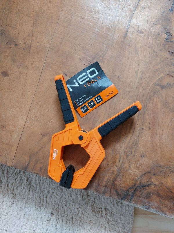 NEO Ścisk sprężynowy 2,5''/65 mm