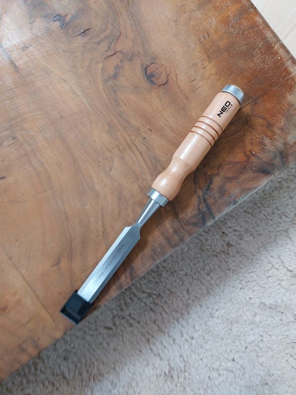 NEO Dłuto stolarskie 18 mm