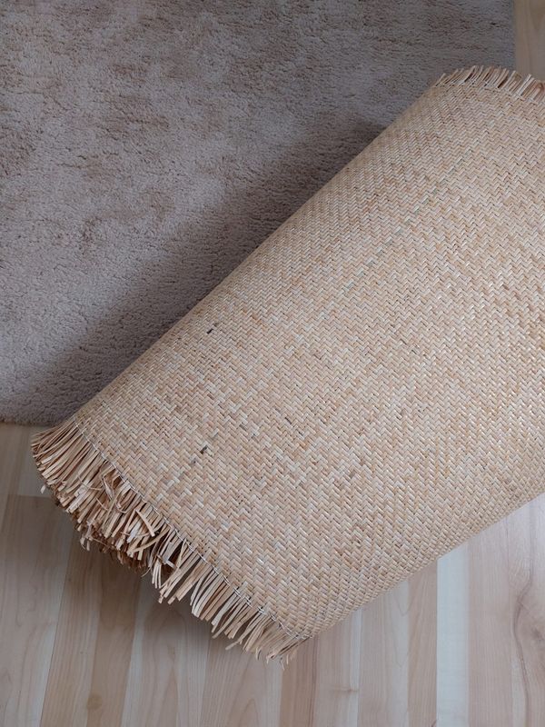 Plecionka Rattanowa Close Up JODEŁKA NATURAL – szerokość 60 cm – rolka 15 mb Plecionka Rattanowa Close Up JODEŁKA NATURAL – szerokość 60 cm – rolka 15 mb