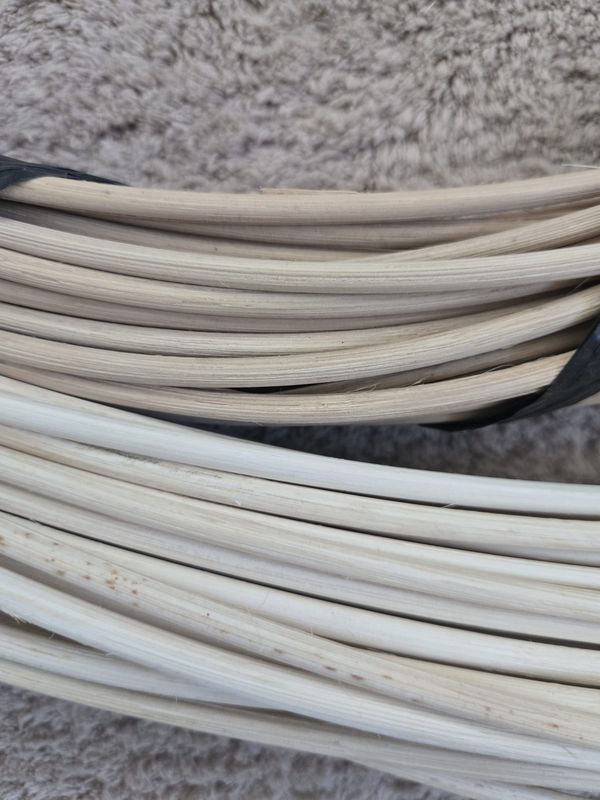 Kołek rattanowy okrągły VINTAGE Ø5 mm – 1 mb Kołek rattanowy okrągły VINTAGE Ø5 mm – 1 mb