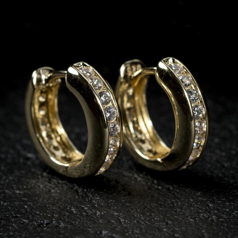 Men&#39;s Small Gold One Row Iced Cz Hoop Earrings