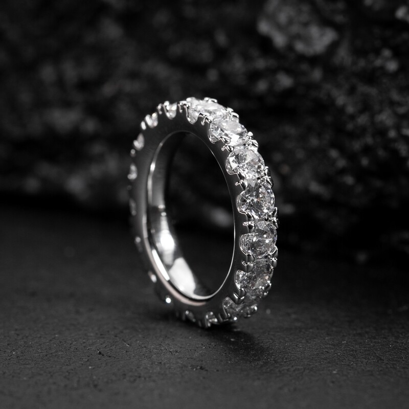 Men&#39;s 14K White Gold Plated Iced Pointer Eternity Statement Ring