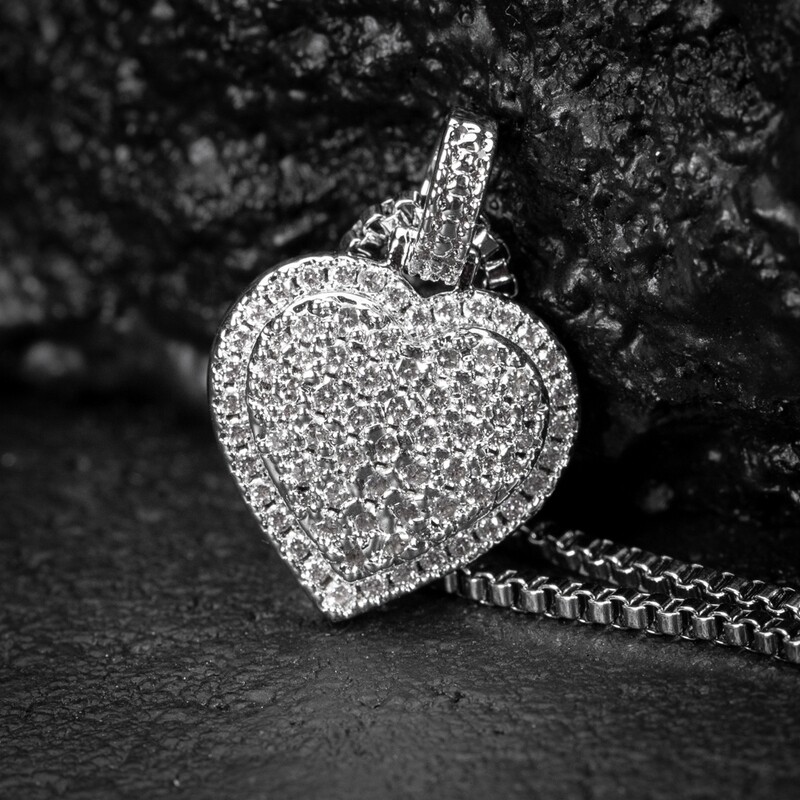 Women&#39;s White Gold Plated Honey Comb Set Cz Mini Heart Pendant Necklace
