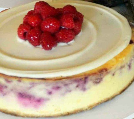 Raspberry White Chocolate Cheesecake