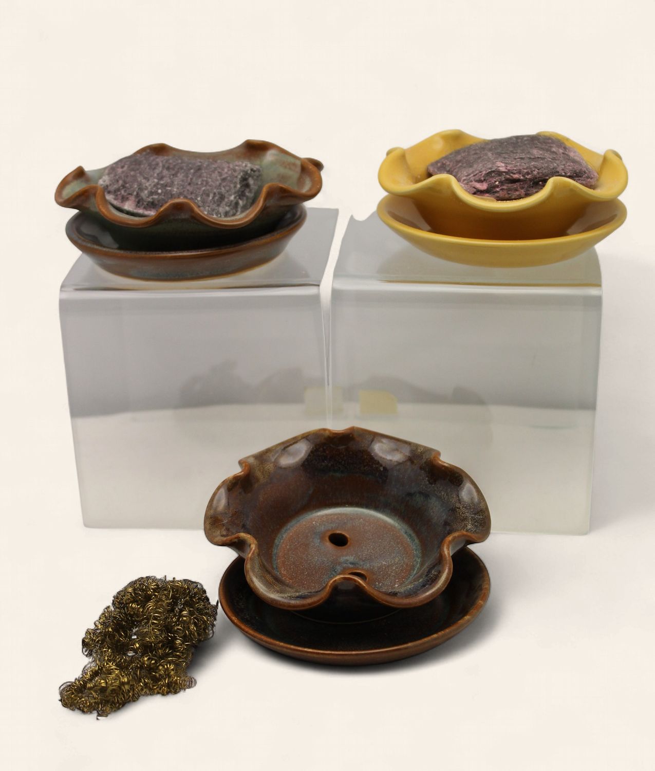 LA055 : 2 PC SOS PAD HOLDER