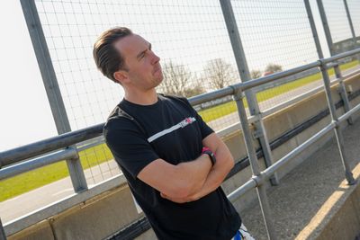 Tingram Trackside Tee – Black Edition