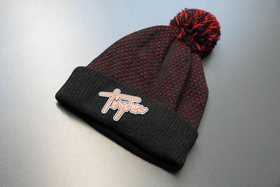 Tingram Bobble Hat