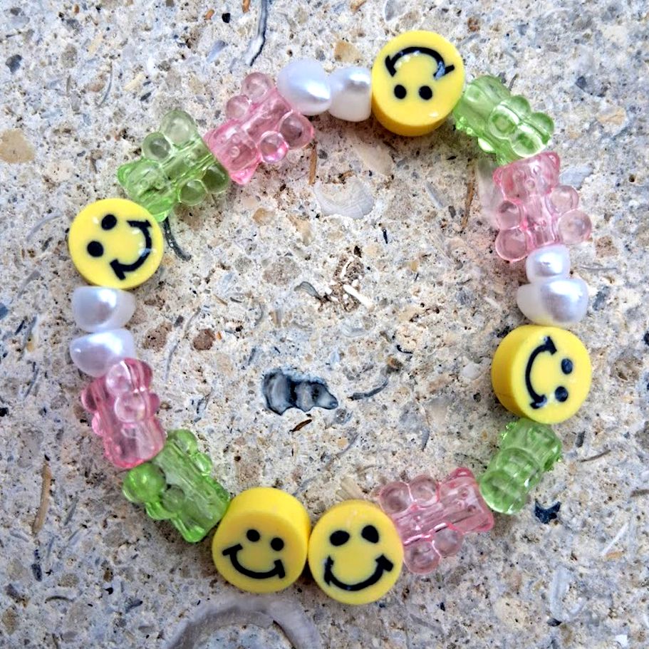 &quot;The Smiling Gummie Bear&quot; Kids Size Beaded Bracelet by SHYNAI