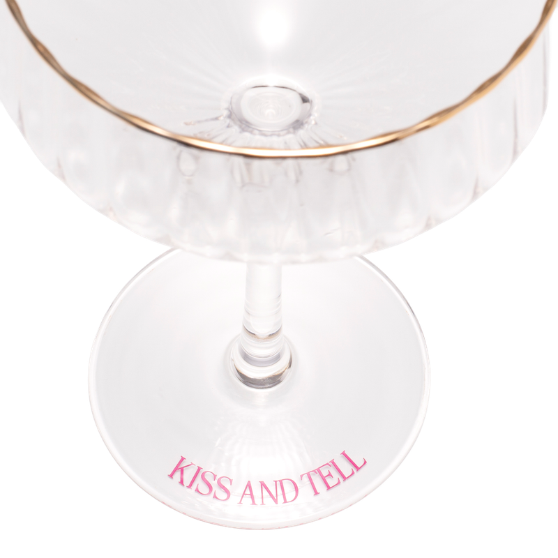 Cocktail Coupe KISS AND TELL