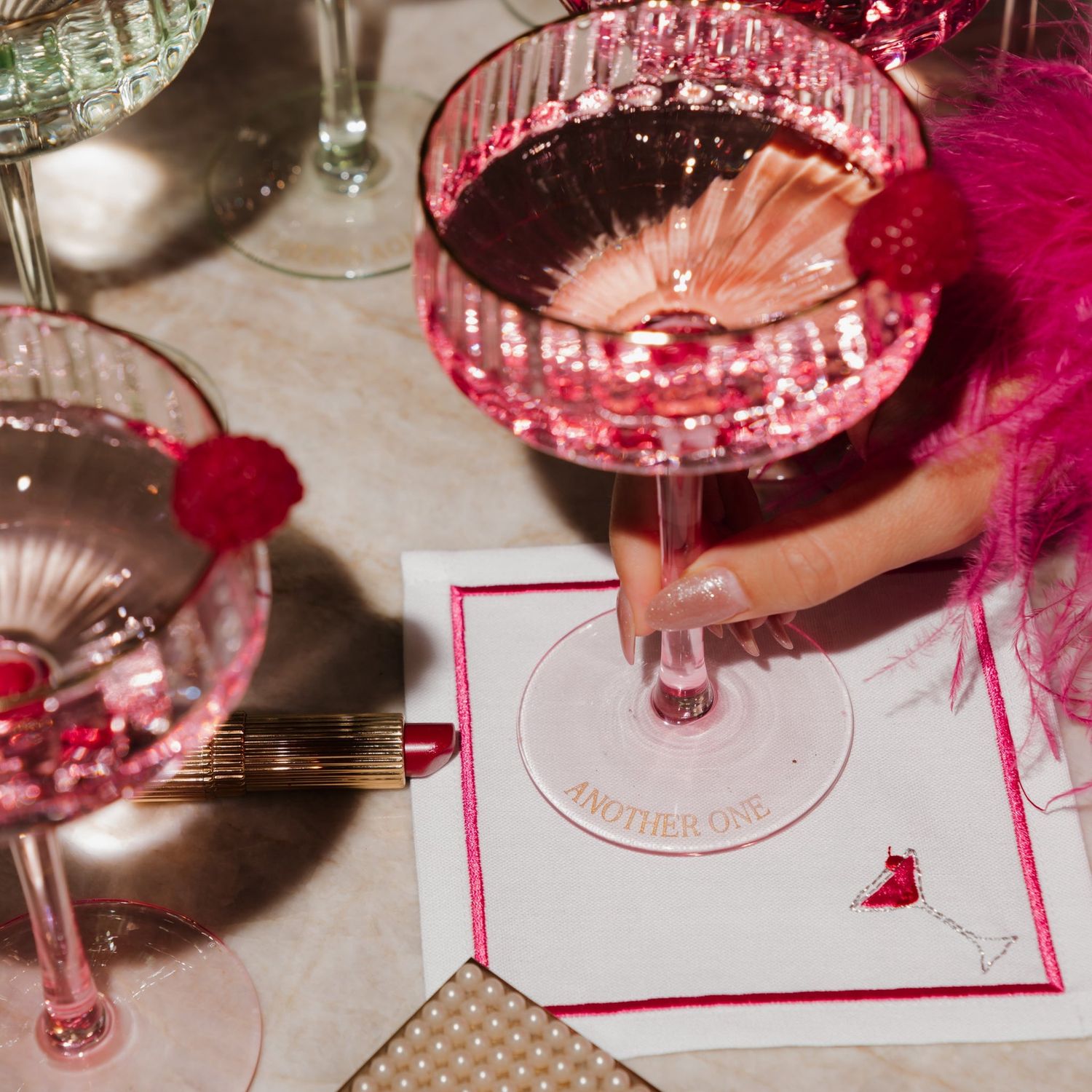 Cocktail Napkins Cosmopolitan White