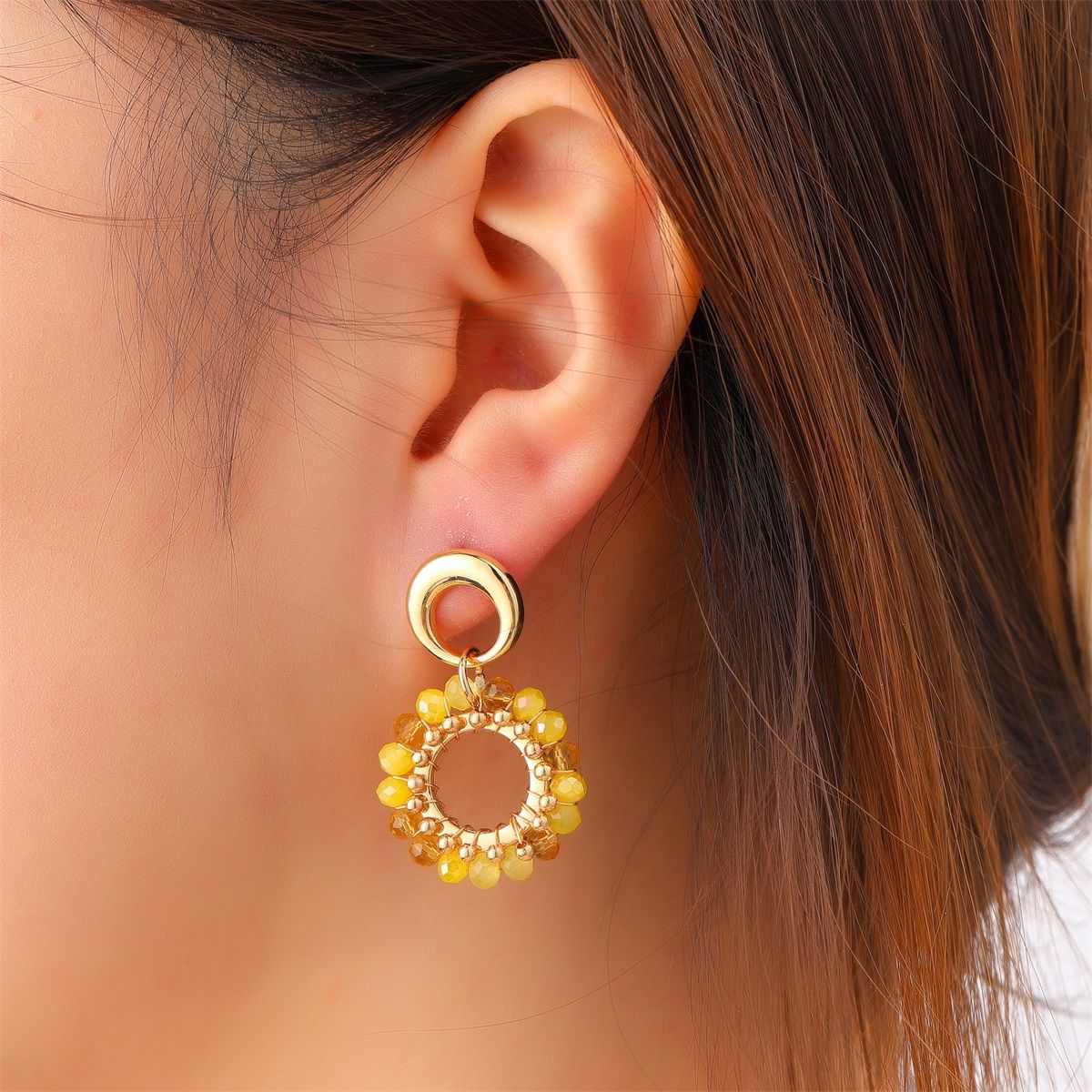 2 Rounds Stud - Butter Yellow