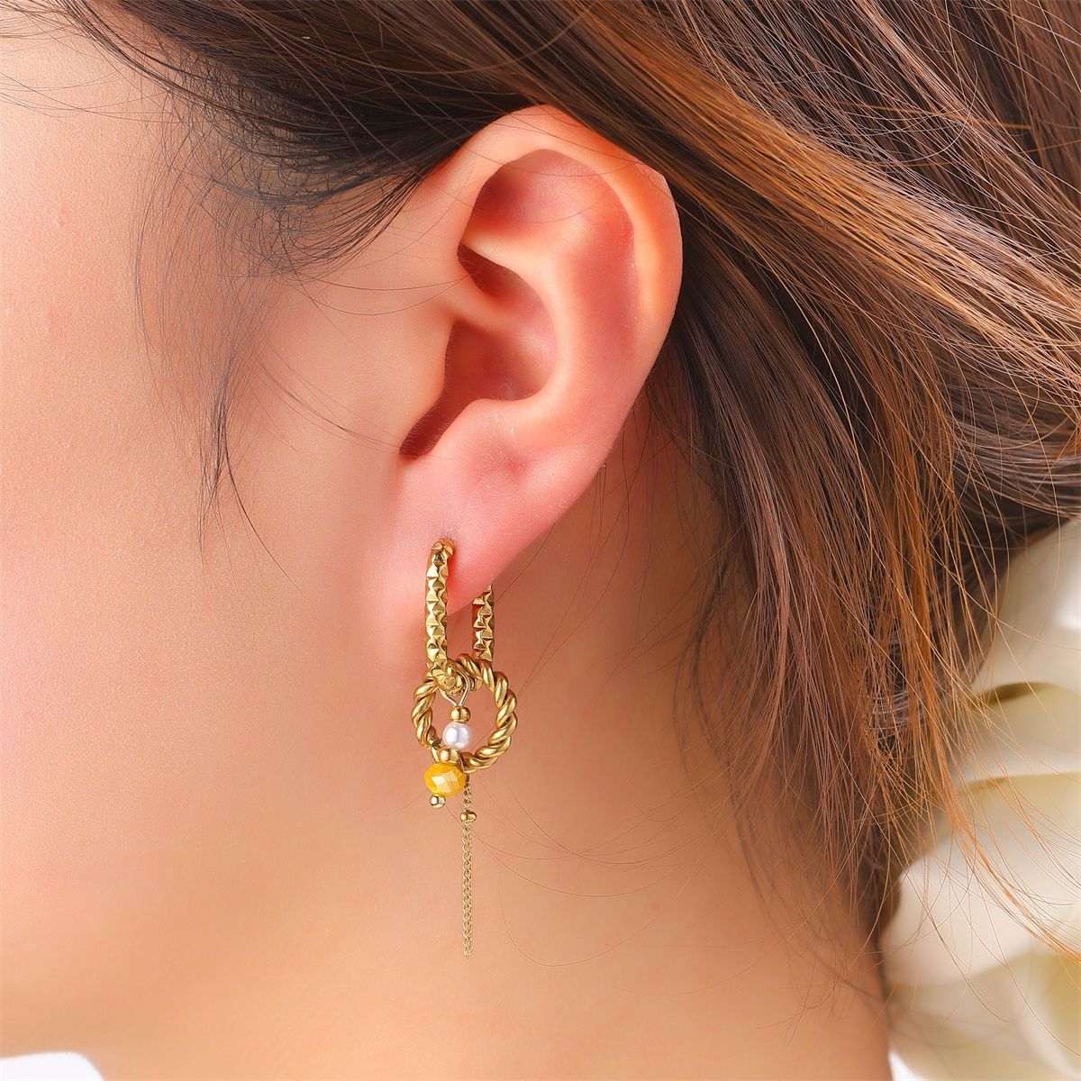 Round + Stone Hoop - Gold / Lemon