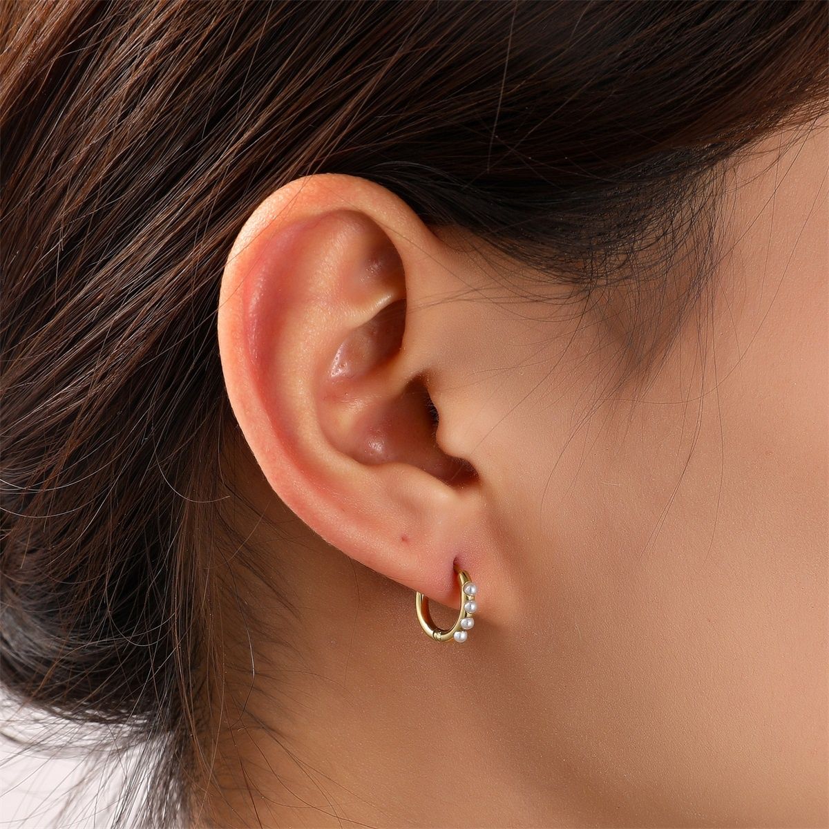 Pearl Hoop - 10mm Gold