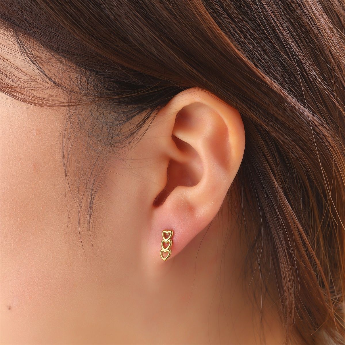3 Hearts Stud - Gold