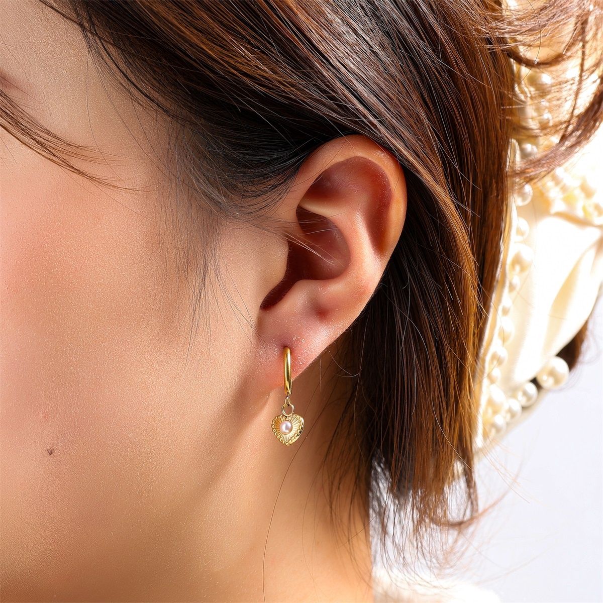 Pearly Heart Hoop - Gold