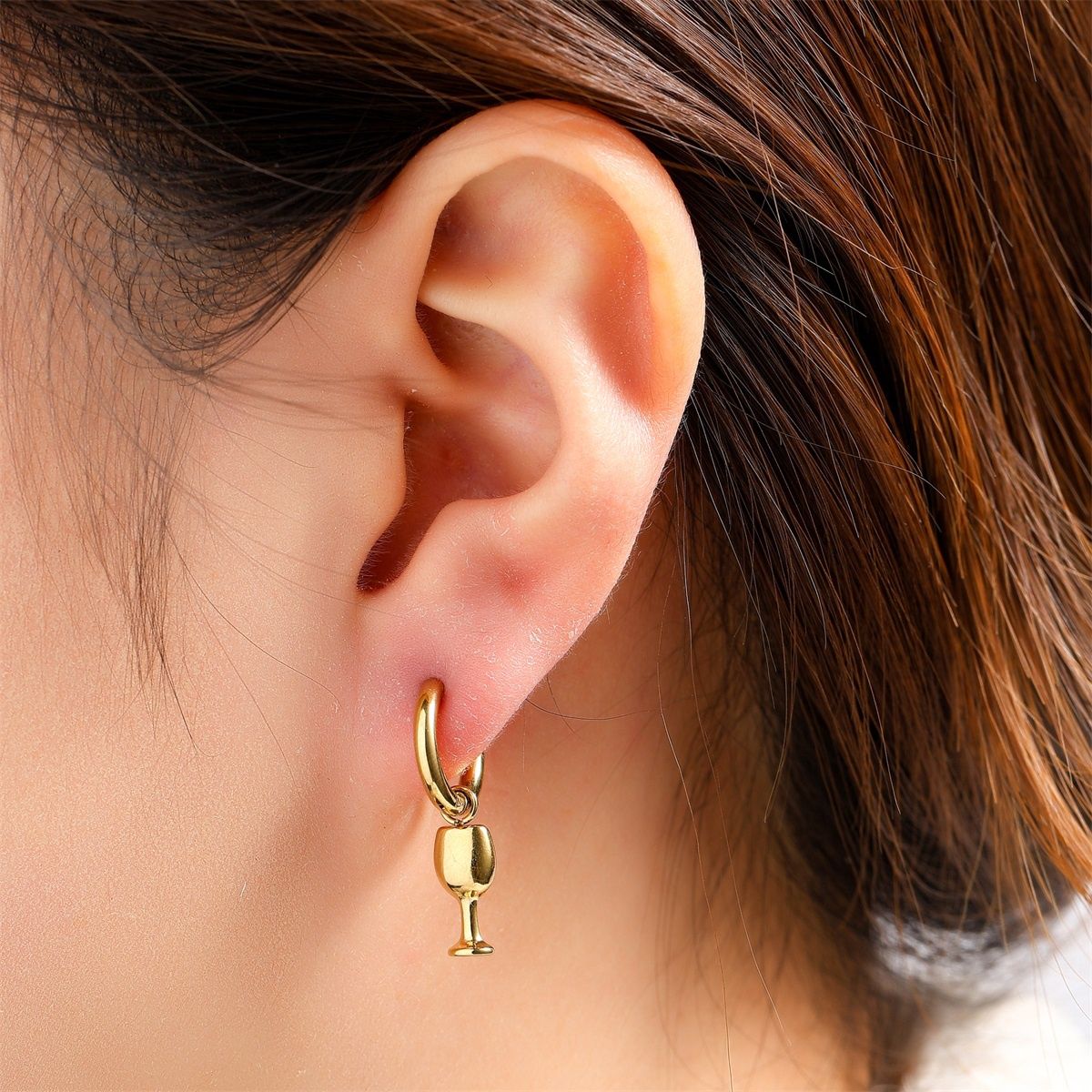 Festive Hoop Wine Glass - Gold