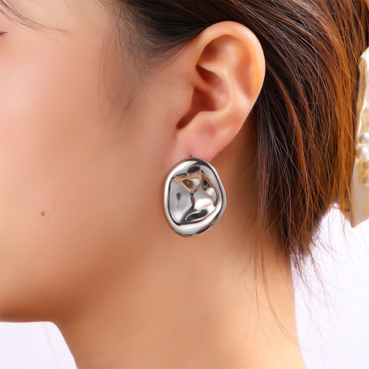 Small Dented Round - Silver