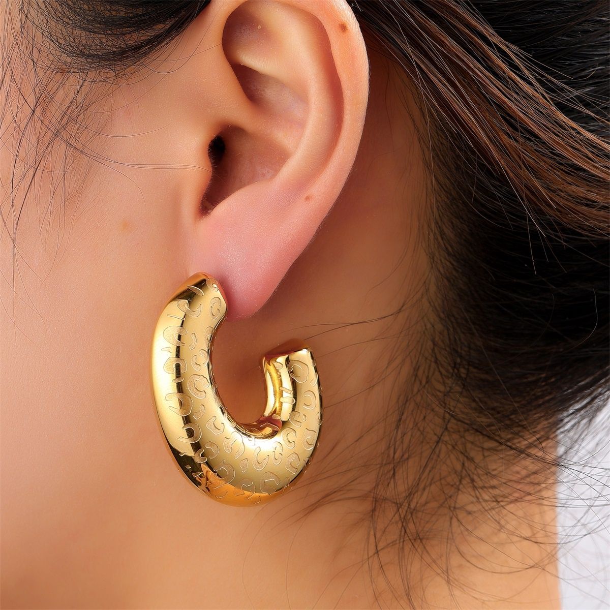 Leopard Hollow Hoop - Gold