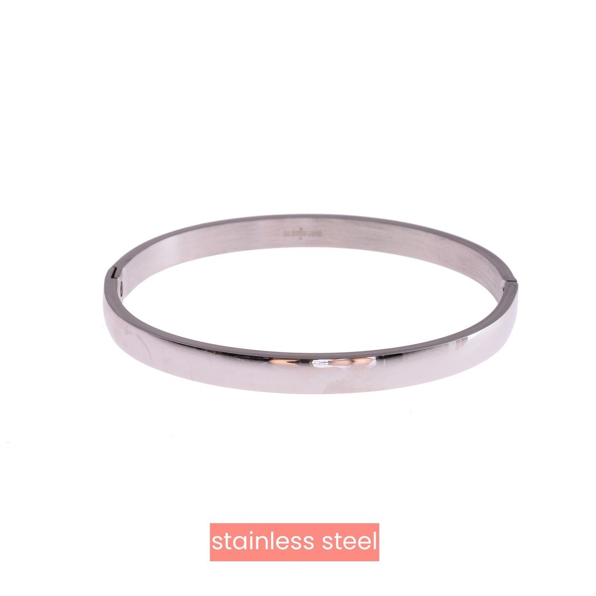 Classic Bangle M - Silver