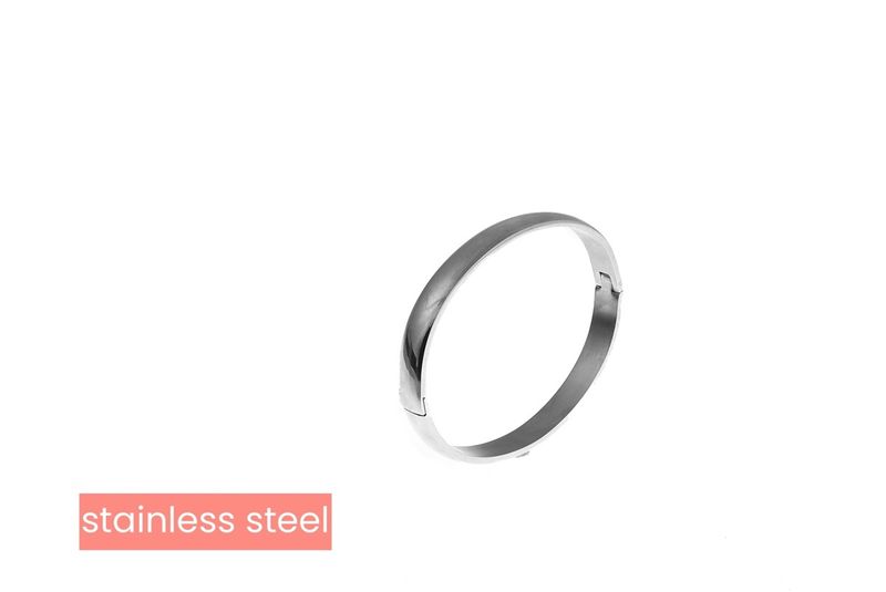 Classic Bangle L - Silver