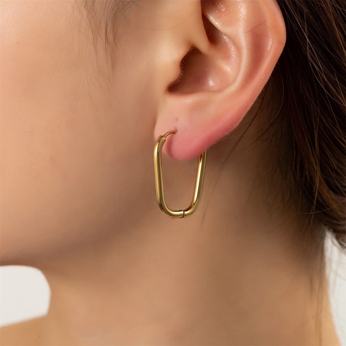 Oval Hoop - Gold