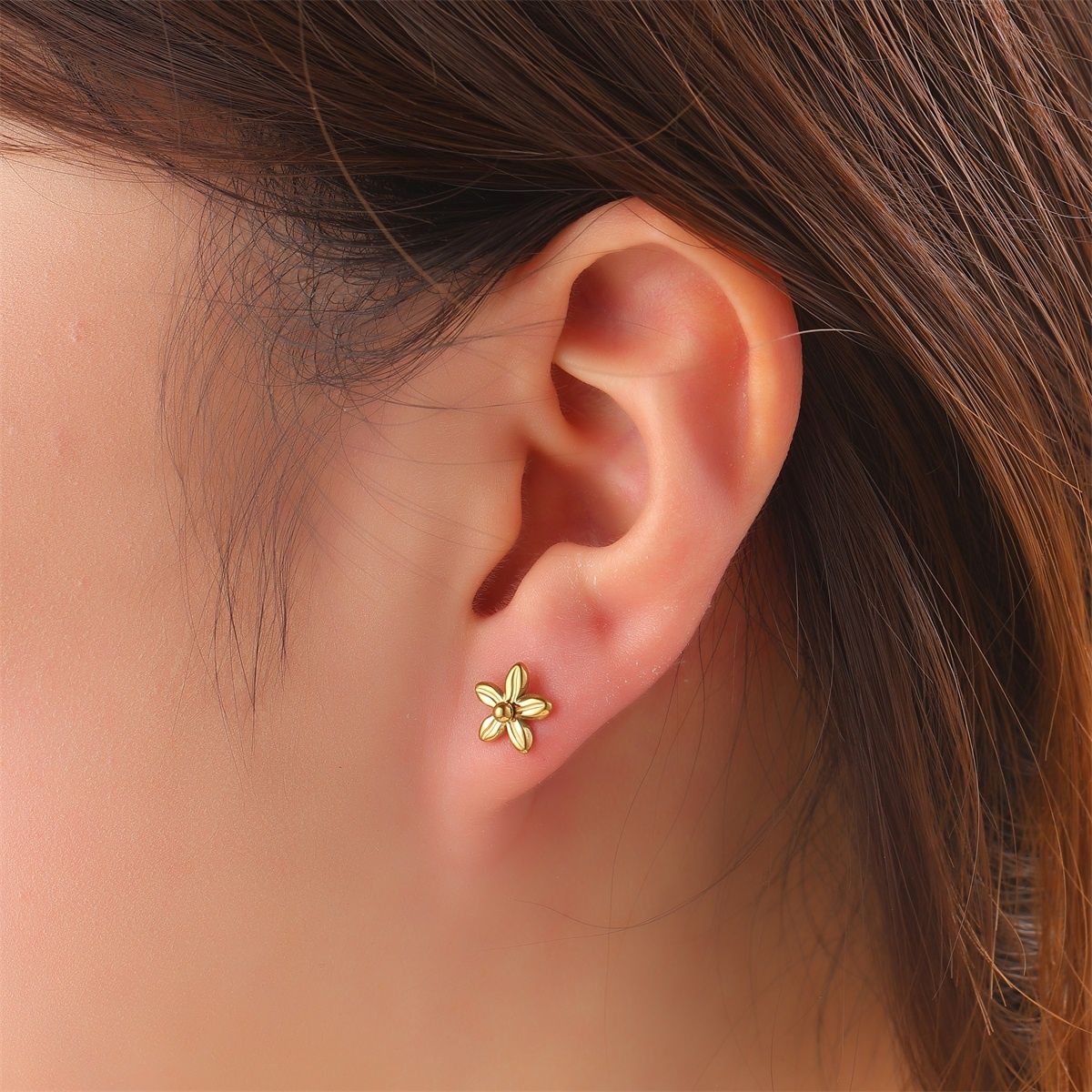 Flower Stud - Gold