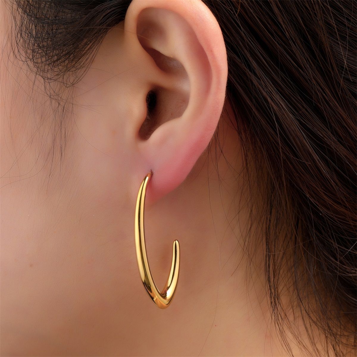 Open Hollow Hoop - Gold