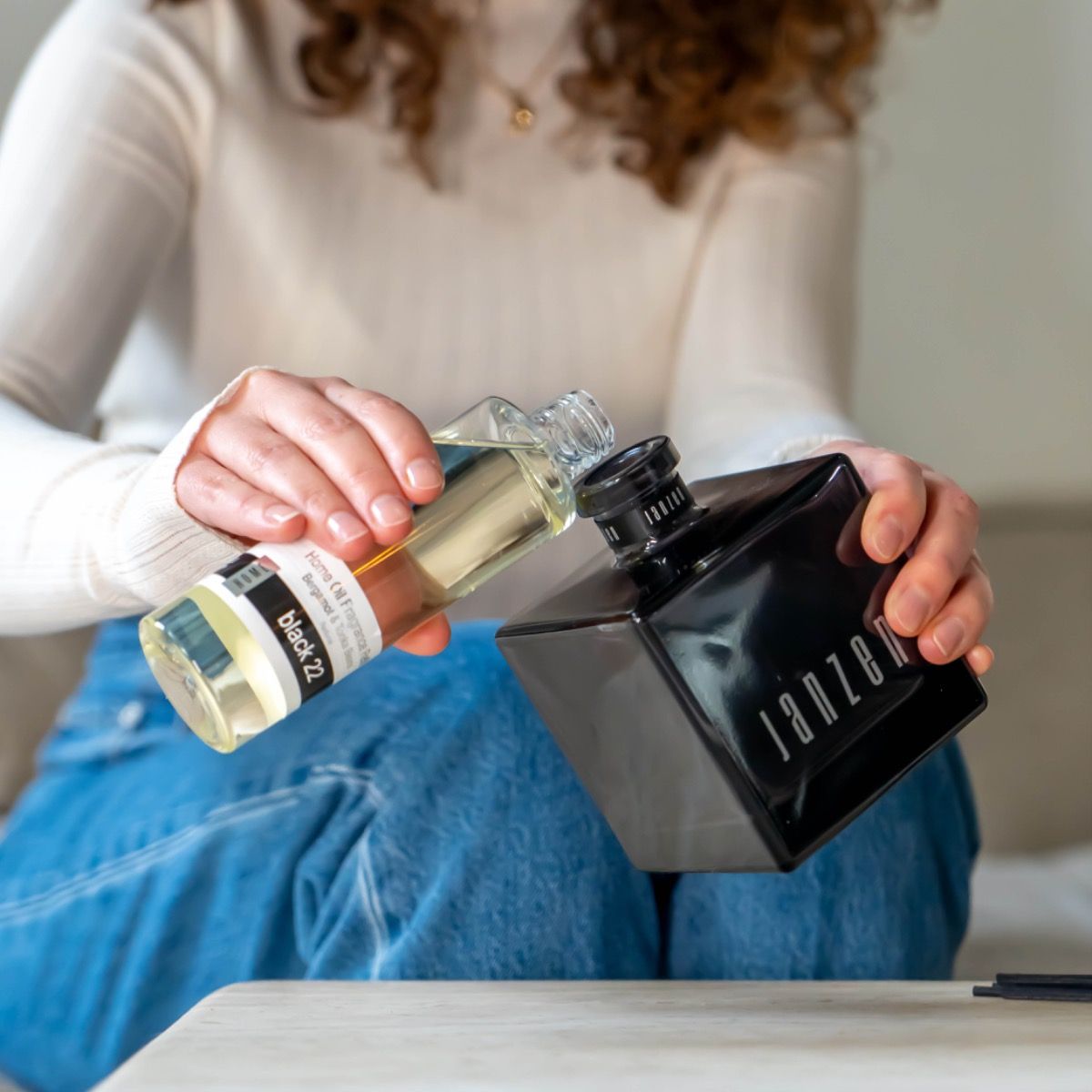 JANZEN Home Fragrance Refill - Black 22