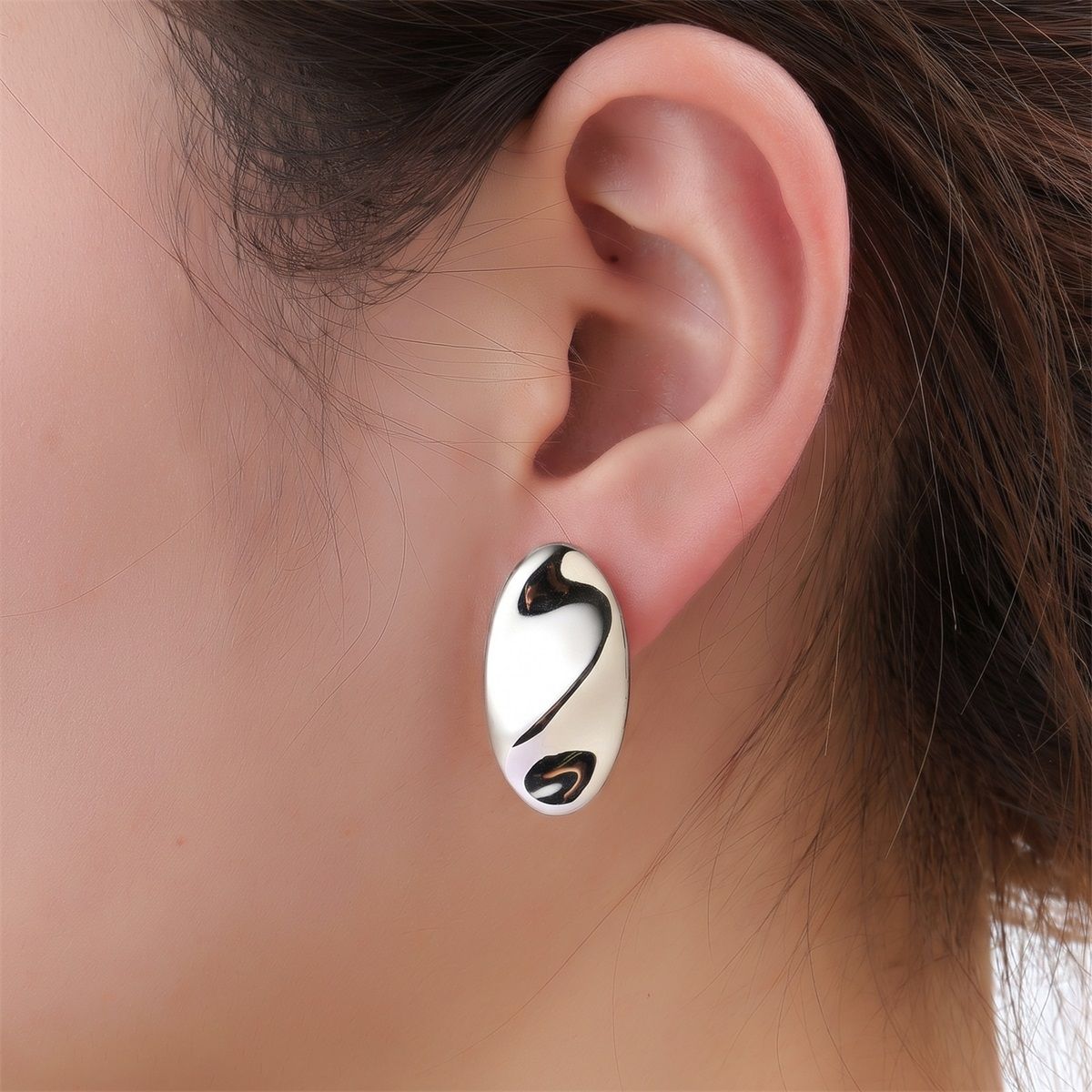 Big Oval Baquette Stud - Silver