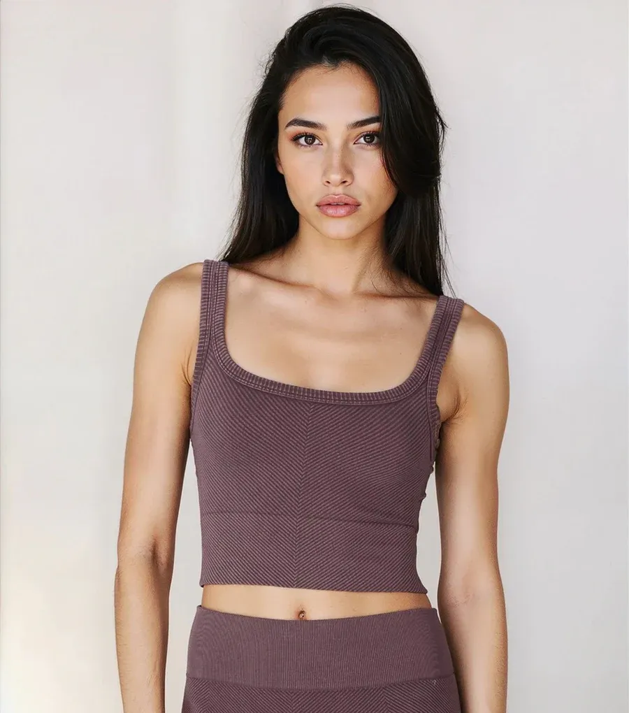 VINTAGE CHEVRON HIGHNECK CROP TOP