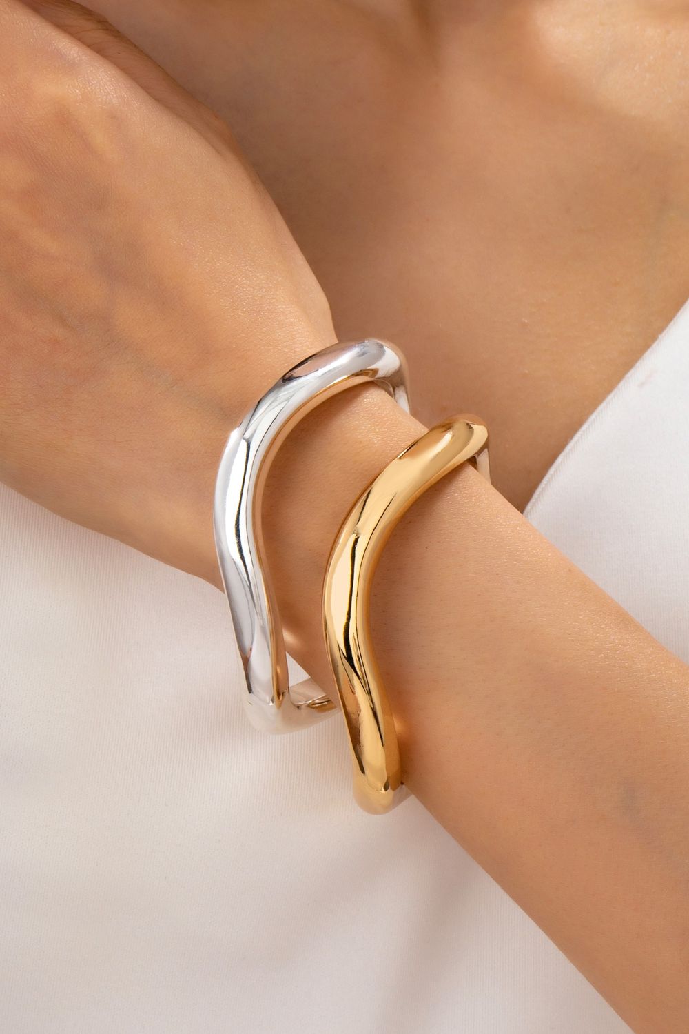 2 TONE WAIVY TUBE BANGLE DUO