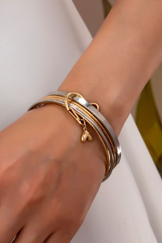 HEART LINKED MULTI BANGLE
