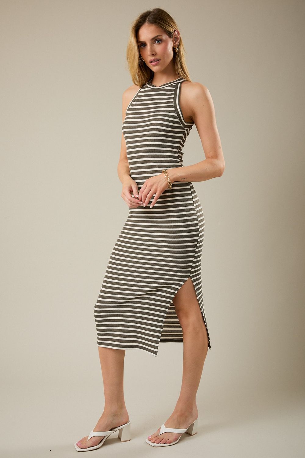 HALTER NECK SLEEVELESS MIDI DRESS