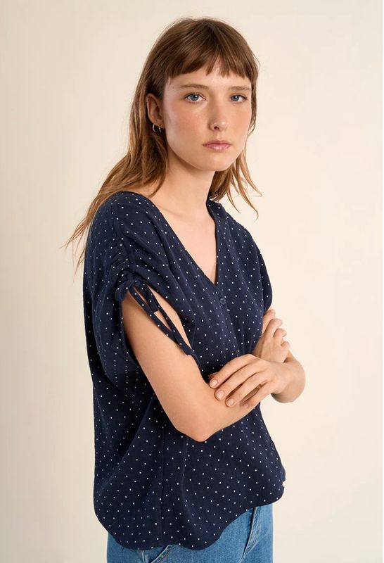 WOVEN BLUE  AND WHITE POLKA DOTS TOP