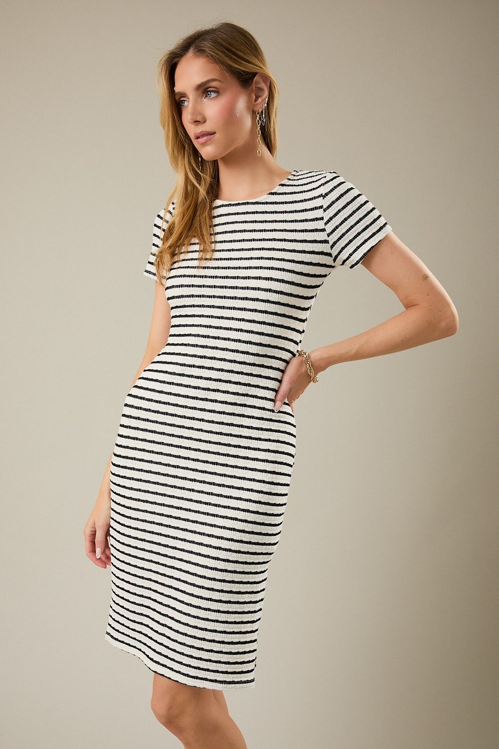 BLACK CUT OUT SIDE SLIT MIDI DRESS