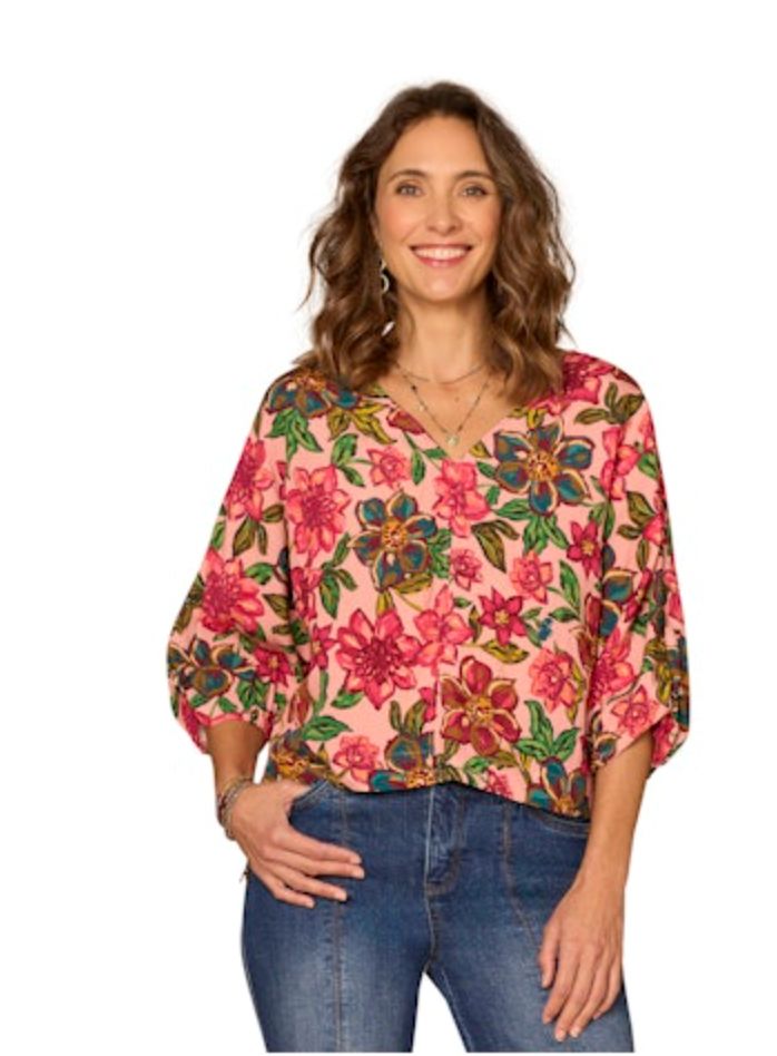 KIMONO SLEEVE, V-NECK, SHIRTTAIL HEM