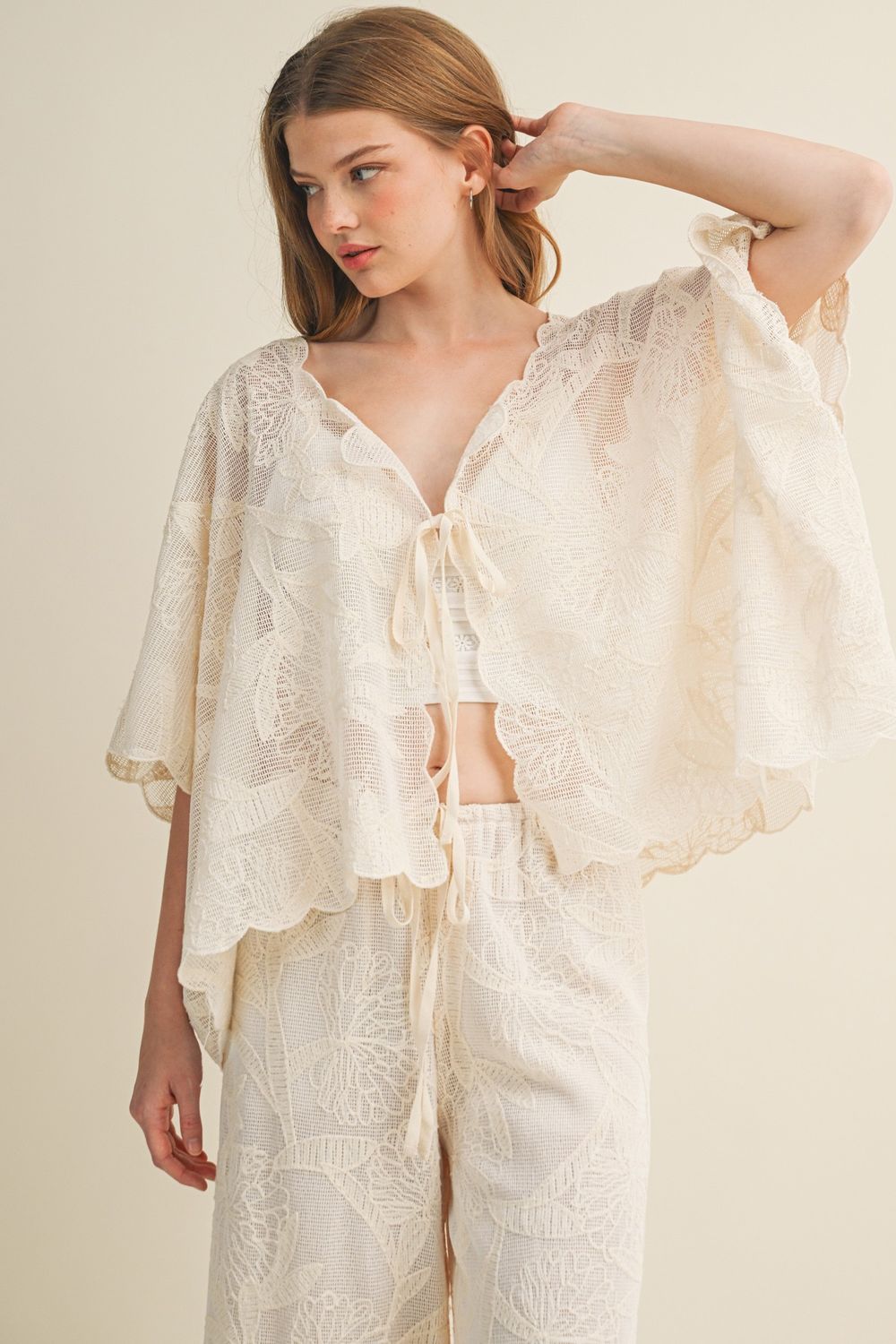 FAUX CROCHET SCALLOP EDGE TOP