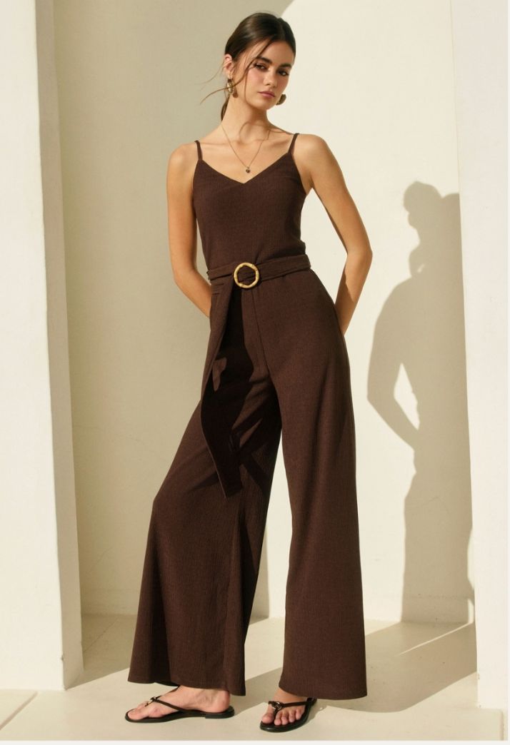 V-NECK BAMBOO BUCKLE BROWN JUMPSUIT