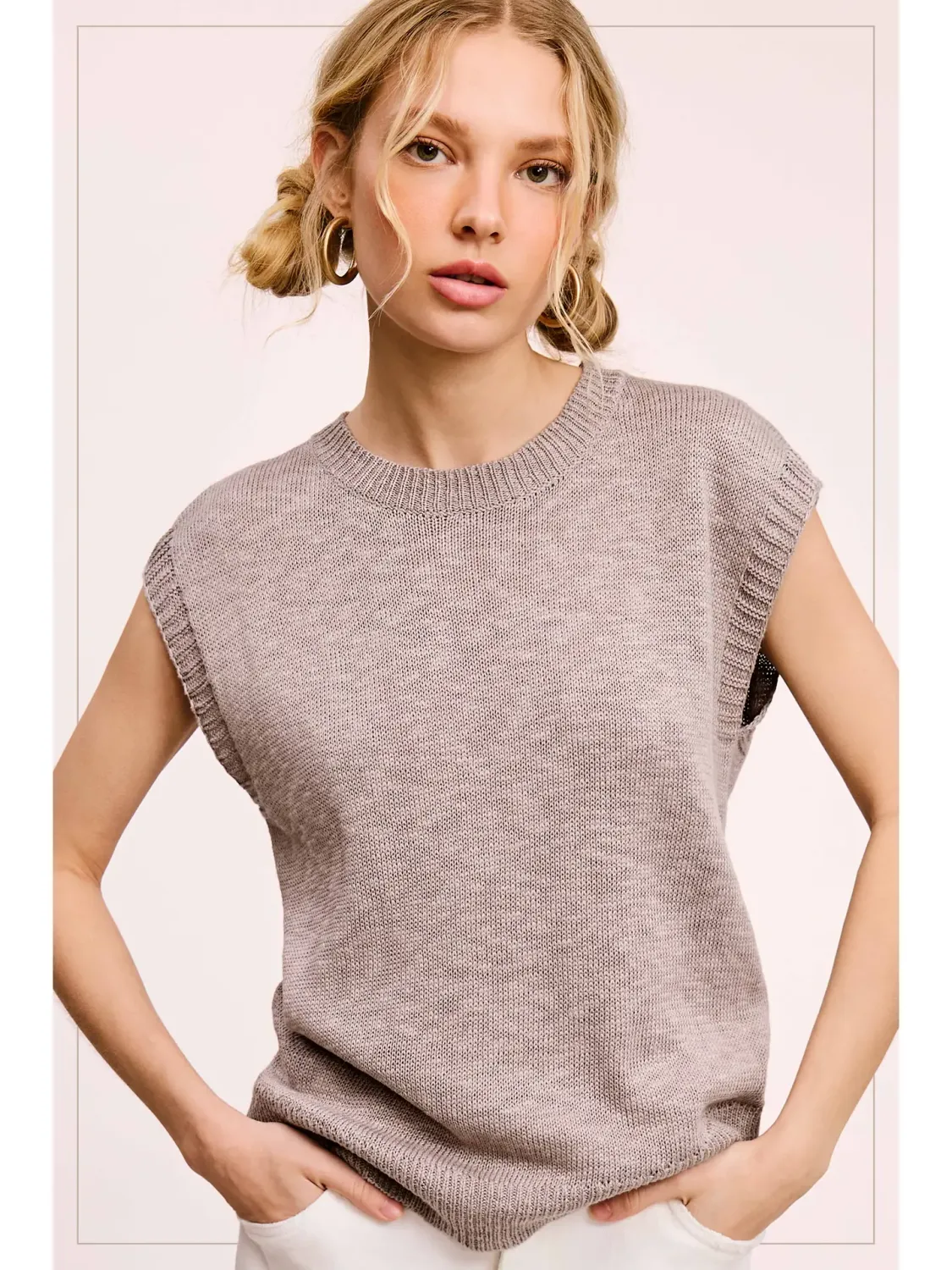 LOOSE FIT SLEEVELESS KNIT MOCK CREW