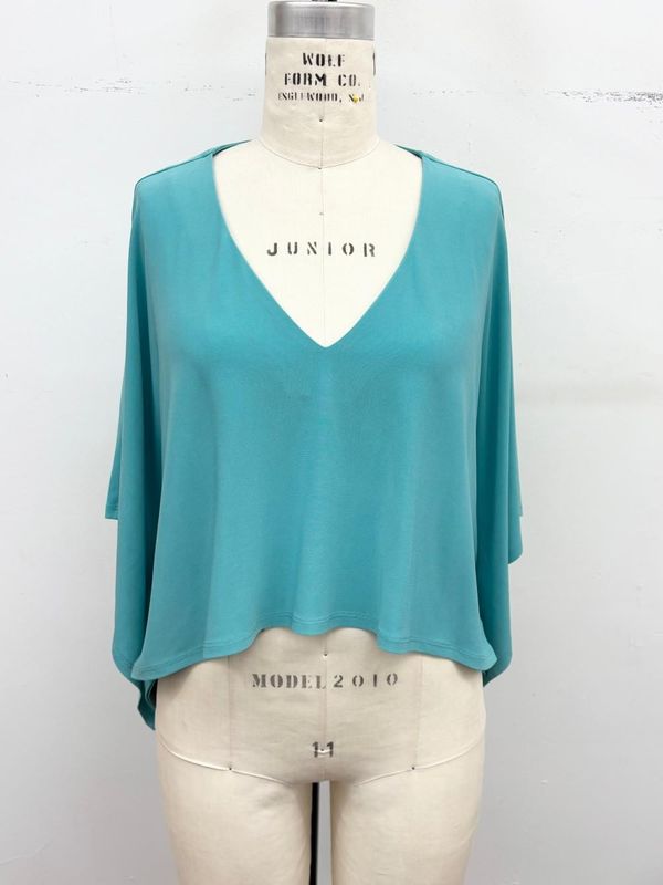 FLOWY VNECK PONCHO TOP