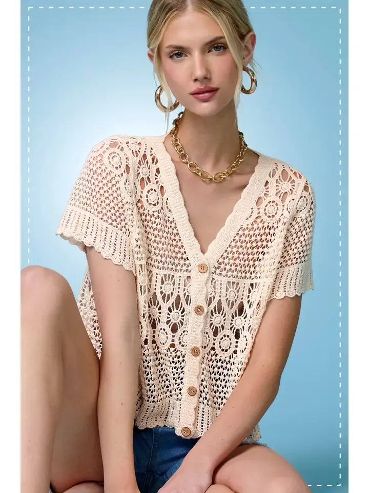 KNIT SCALLOP EDDGE BUTTON DOWN