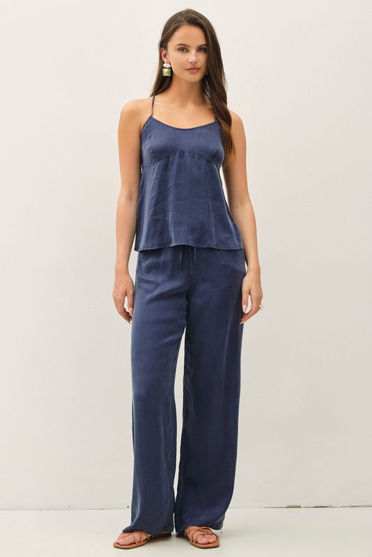 AIR WASHED STRAPPY CAMI TOP