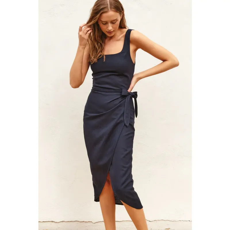 LINEN SQ NECK TULIP HEM WRAP DRESS