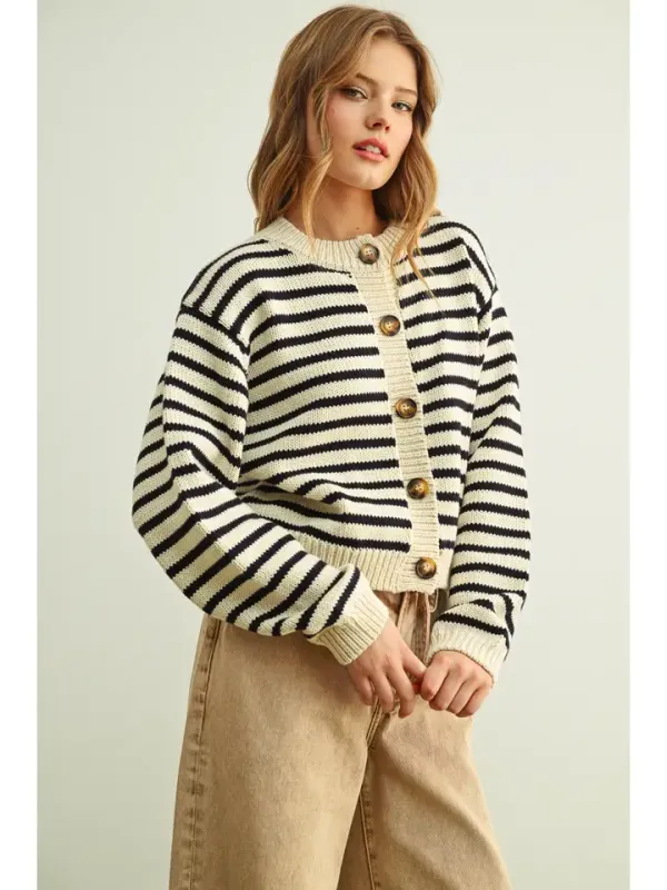 STRIPED PATTERN BUTTON FRONT CARDI