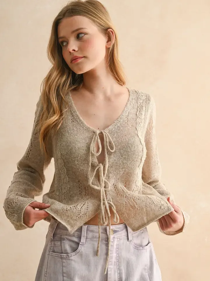 LACE CONTRASTED TIE FRONT