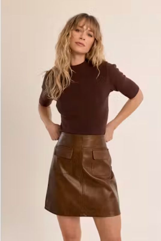 CHOCOLATE KNIT SWEATER